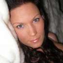 Kinky Femdom Seeking Submissive Man For Piss Play And BDSM Fun.